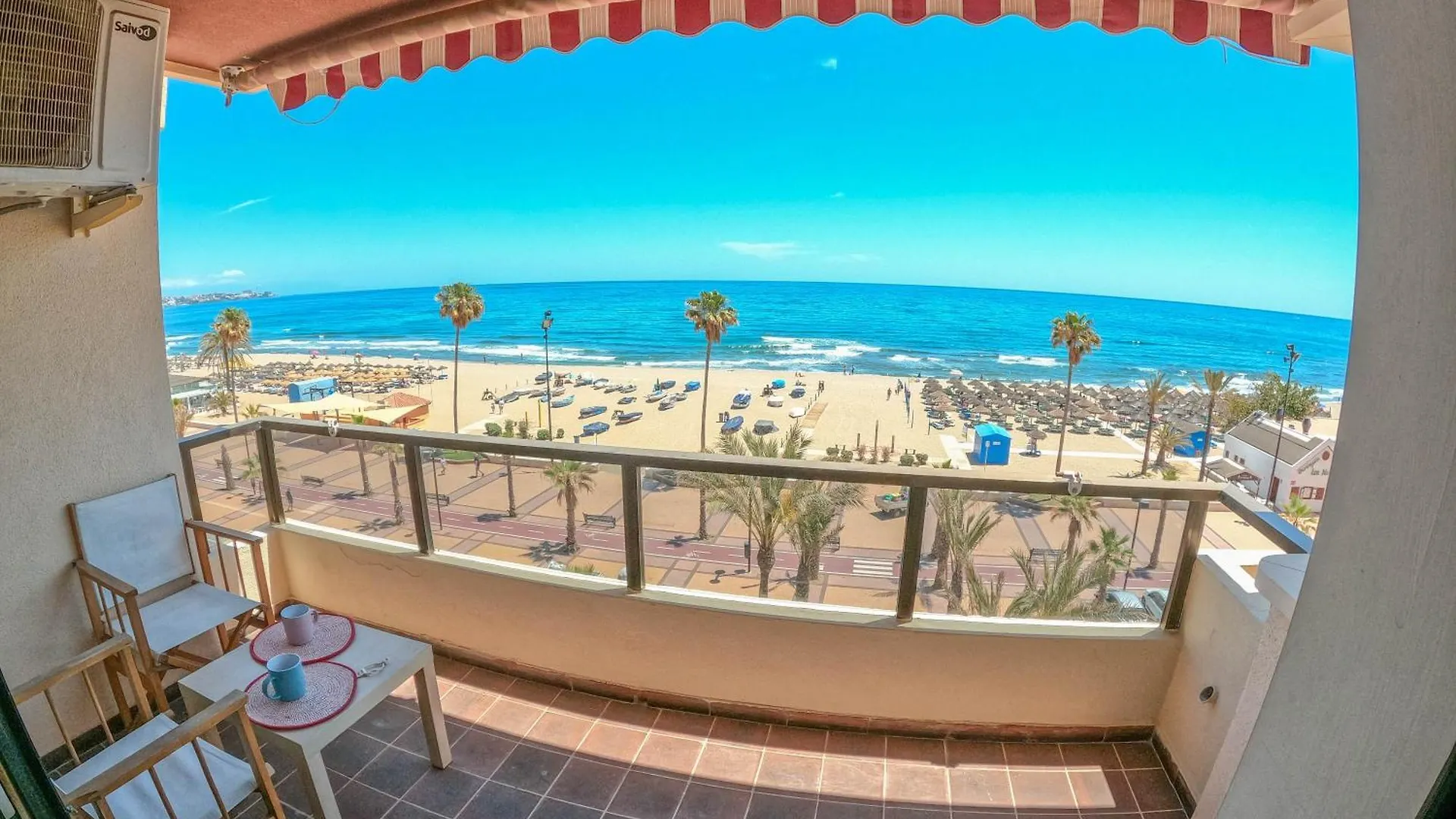 Precioso Piso A Orillas Del Mar En Fuengirola